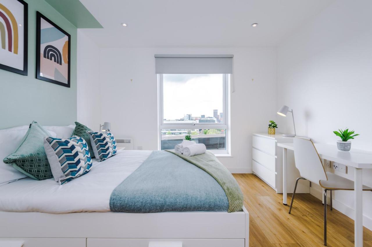 Stunning Scandi Manchester City Centre Penthouse - Sleeps 10 - Parking Exterior foto