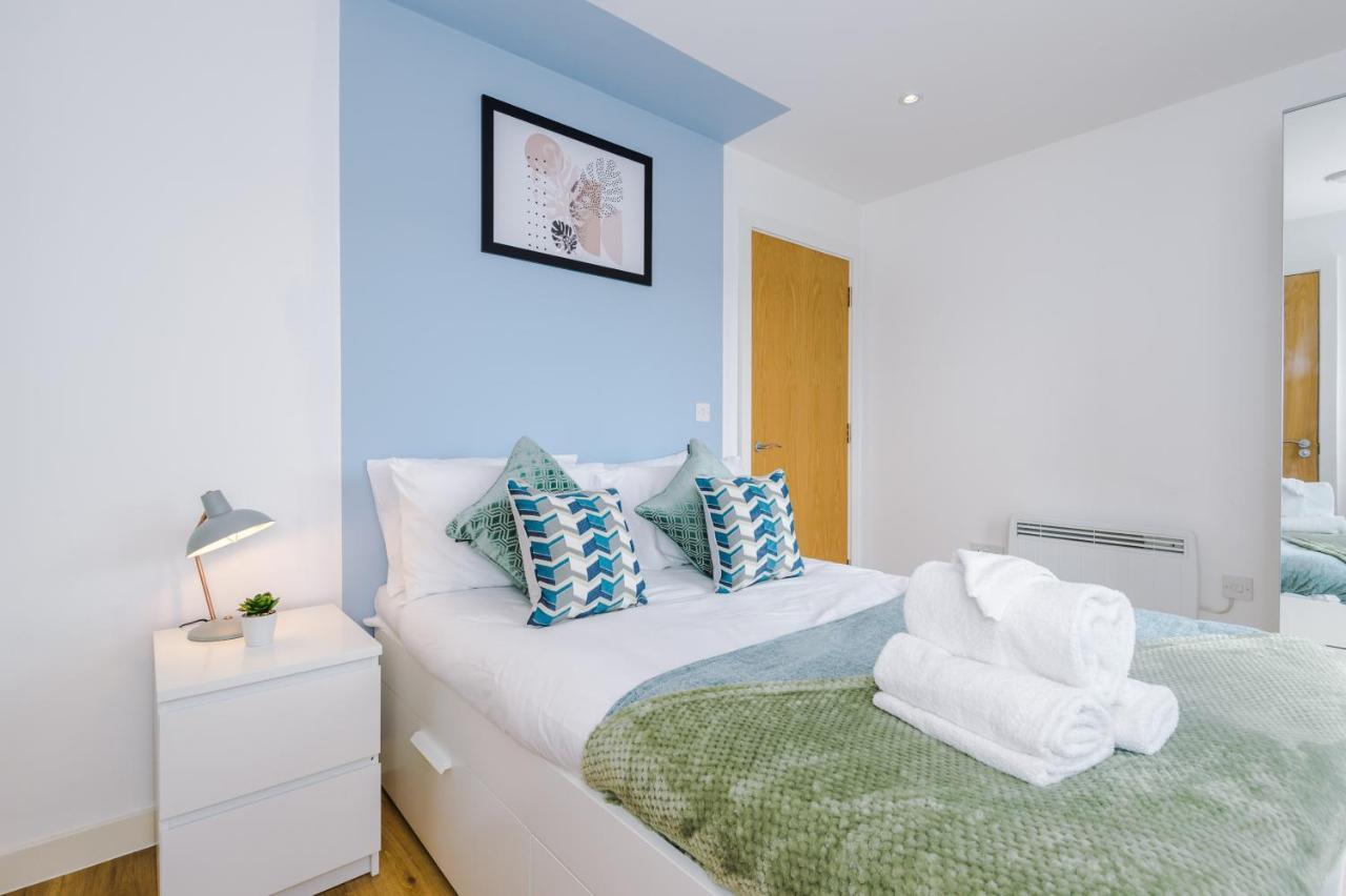 Stunning Scandi Manchester City Centre Penthouse - Sleeps 10 - Parking Exterior foto